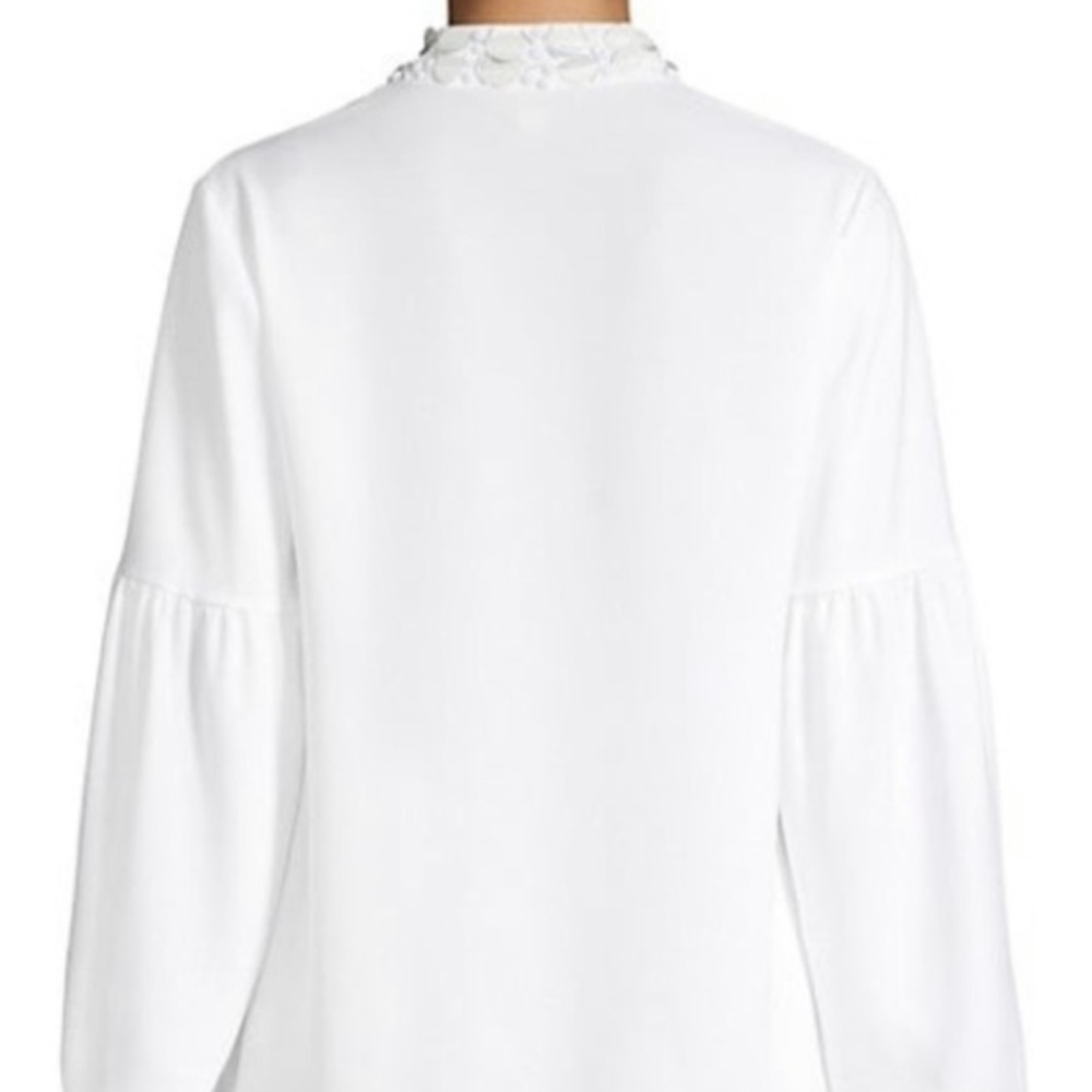 Lilly Pulitzer Shea tunic top in resort white. Absolutely stunning. Size Small - Picture 13 of 15